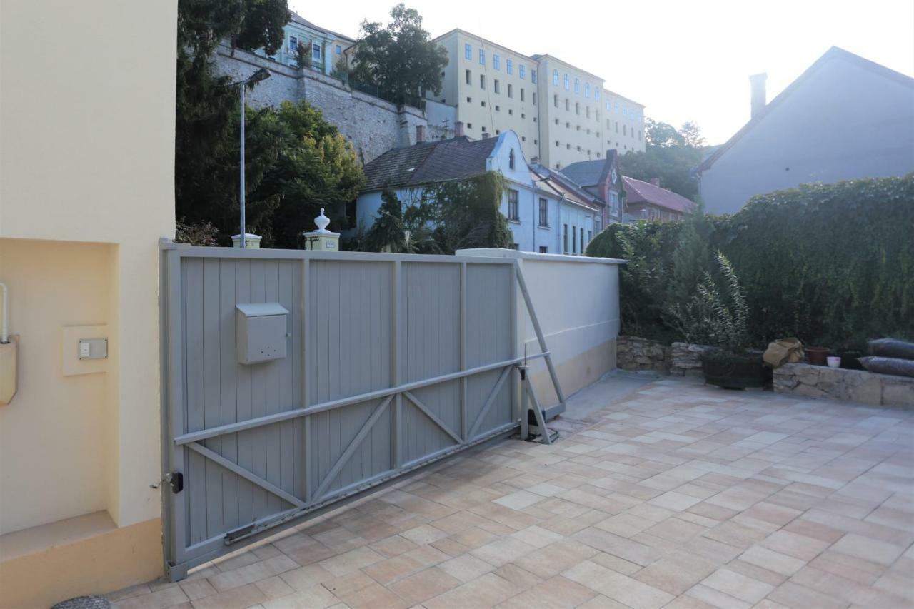 Jokai 19 Vendeghaz Lägenhet Veszprém Exteriör bild
